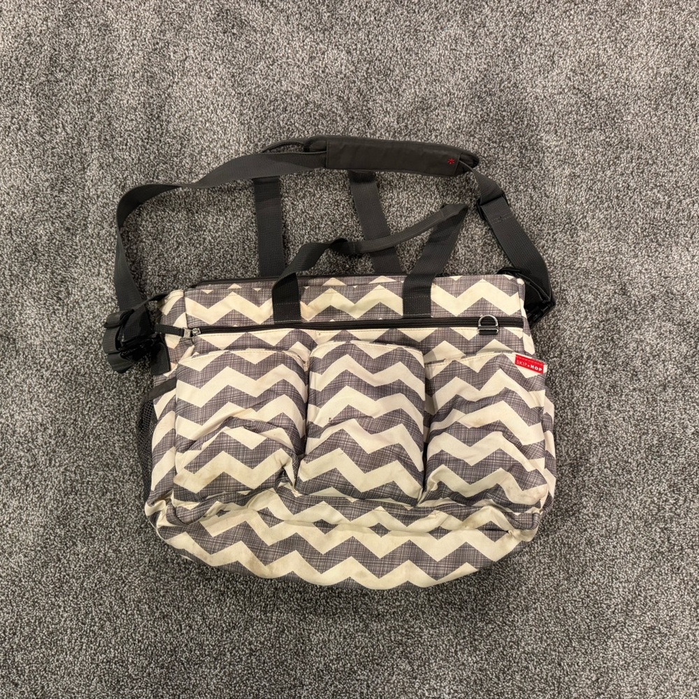 Skip Hop Chevron Baby Bag - Black and White